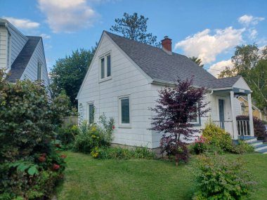 Toronto, ON, Kanada - 23 Mayıs 2024: Toronto Büyük Bölgesi 'nde yeni bir ev