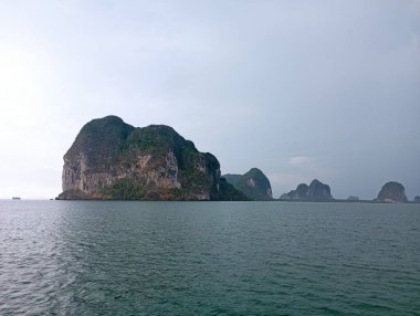 Güzel sahil ve tropikal deniz