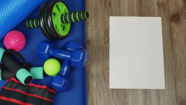 Fitness Yoga Için Spor Aletleri Dambıllar Vücut Şekillendirme Silindiri Akupunktur — Stok video