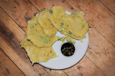 Tempe Goreng ( Fried Tempeh ) also known as Mendoan, traditional indonesian culinary food made from soybean