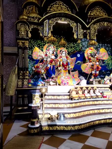 Skulpturen Von Radha Govindji Iskcon Tempel Ahmedabad Gujarat Indien — Stockvideo