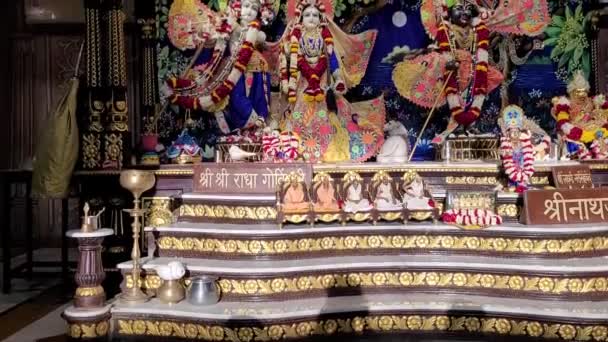 Rzeźby Radhy Govindji Iskcon Temple Ahmedabad Gujarat Indie — Wideo stockowe