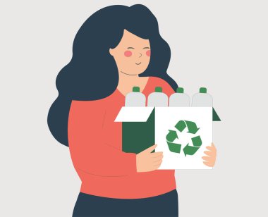 Mutlu kadın büyük bir kutu tutuyor ve geri dönüşüm amacıyla plastik şişe topluyor. Yeşil ekoloji, çevre koruma ve Dünya Günü konsepti. Vektör illüstrasyonu.
