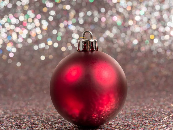 Χριστουγεννιάτικες Μπάλες Ασημί Φόντο Χριστουγεννιάτικη Διακόσμηση Όμορφο Bokeh Πολύχρωμες Μπάλες — Φωτογραφία Αρχείου