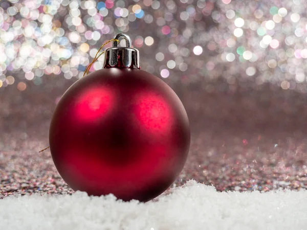 Gümüş Bir Arka Planda Noel Topları Güzel Bokeh Noel Süsü Stok Resim