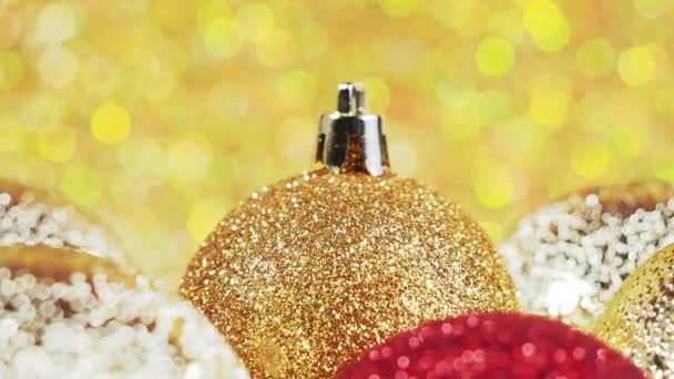 Christmas Balls Rotate Golden Background Balls Shiny Gold Background — Stock Video
