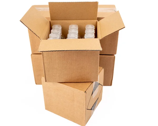 Boîte Carton Avec Marchandises Sur Fond Blanc Ouvrez Des Boîtes — Photo