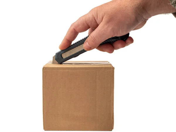 Boîte Carton Est Ouverte Avec Couteau Fond Blanc — Photo