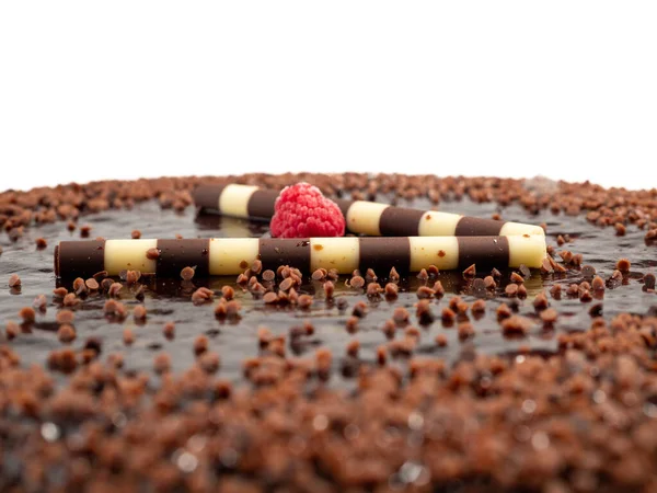 Gâteau Chocolat Sur Fond Blanc Délicieux Bonbons Gros Plan — Photo