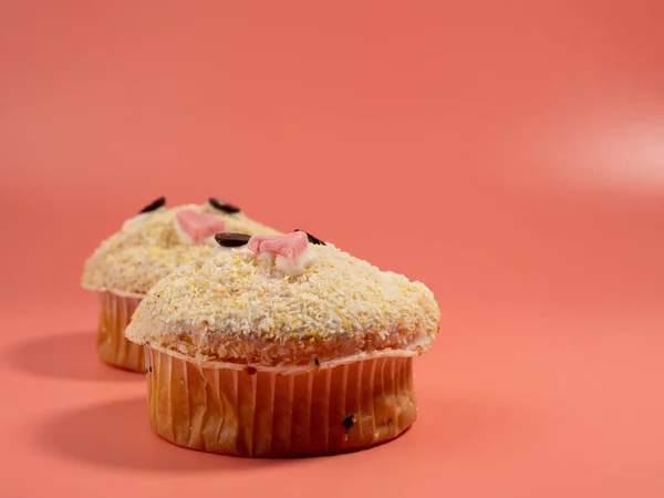 Muffin Auf Rosa Hintergrund Leckere Süßigkeiten Hochwertiges Foto — Stockfoto