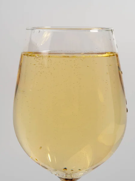 Copo Vinho Branco Sobre Fundo Claro Copo Vinho Seco — Fotografia de Stock