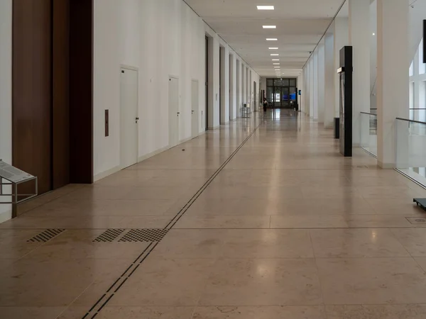 Large Couloir Bâtiment Moderne Couloir Bâtiment Moderne — Photo