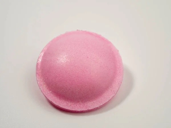 Süße Bonbons Form Eines Ufos Verschiedenen Farben Auf Weißem Hintergrund — Stockfoto