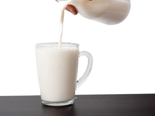 Melk Wordt Uit Een Fles Een Glas Gegoten Melk Een — Stockfoto