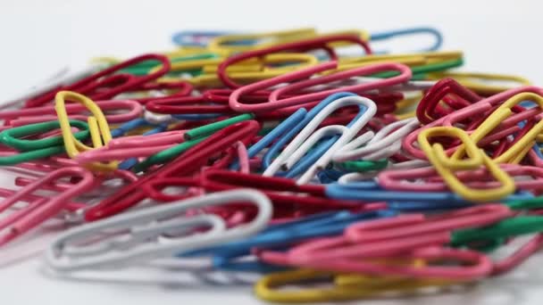 Multicolored Rotating Paper Clips Paper Clips Close — Stock Video