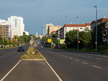 Avrupa 'nın şehir otoyolu. Şehir manzarası.