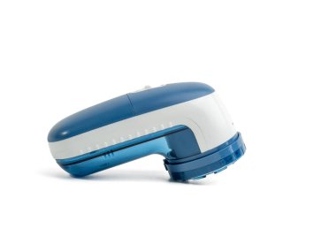 Granülleri kesmek ve kumaştan pamuk çıkarmak için bir makine. Pamuk ve granülleri kumaştan çıkarmak için özel bir aygıt.