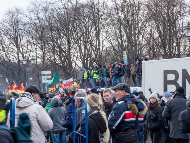 Berlin, Almanya 15 Ocak 2024 Başkentin merkezinde bir çiftçi gösterisinde. Berlin, Almanya 15 Ocak 2024