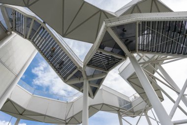 Gözlem kulesi Berlin Marzahn 'da yer almaktadır. Yakın plan. Gözlem kulesi