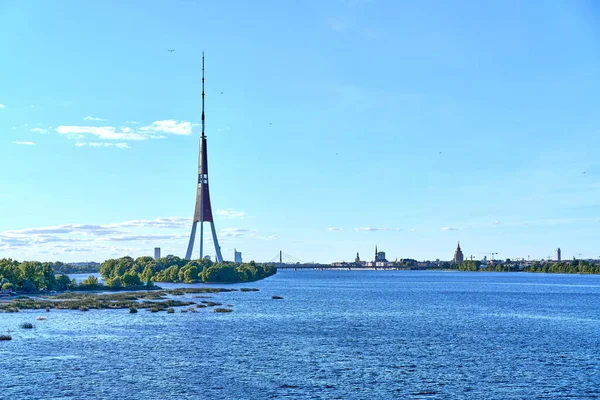 Torre Riga Vista Desde Puente Sur —  Fotos de Stock