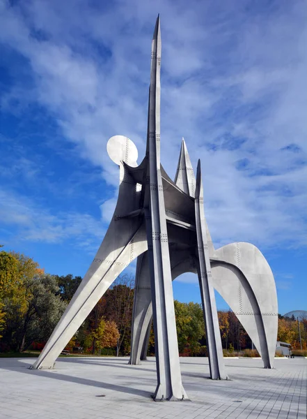 Montreal Canada 2022 Γλυπτό Του Alexander Calder Homme Στα Γαλλικά — Φωτογραφία Αρχείου