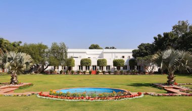 DELHI INDIA - 02 11 2023: Gandhi Smriti veya Birla Bhavan Evi, Hindistan 'ın Yeni Delhi şehrinde Mahatma Gandhi' ye adanmış bir müzedir.