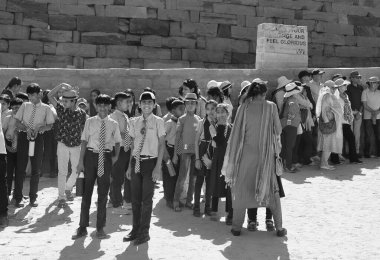 JAISALMER RAJASTHAN INDIA - 02 13 2023: Jaisalmer Kalesi Rajasthan Eyaleti öğrencileri   