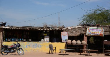 Hindistan 'da tipik bir açık hava kafesi.