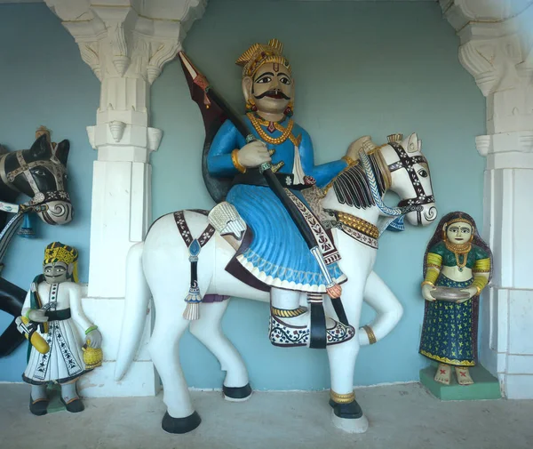 Jodhpur Rajasthan India 2023 Rzeźba Skalna Sali Bohaterów Boskości Mandore — Zdjęcie stockowe