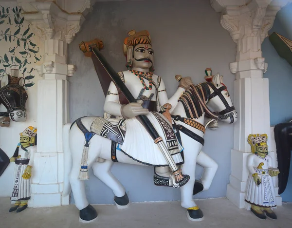 Jodhpur Rajasthan India 2023 Rzeźba Skalna Sali Bohaterów Boskości Mandore — Zdjęcie stockowe