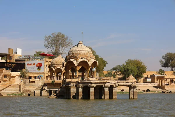 Jaisalmer Rajasthan India 2023 Sabah Gadisar Gölü Jaisalmer Tapınakları Olan — Stok fotoğraf
