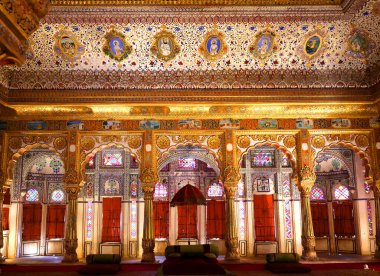 JODHPUR RAJASTHAN INDIA - 02: 13 2023: Mavi şehir Jodhpur Mehrangarh Kalesi.