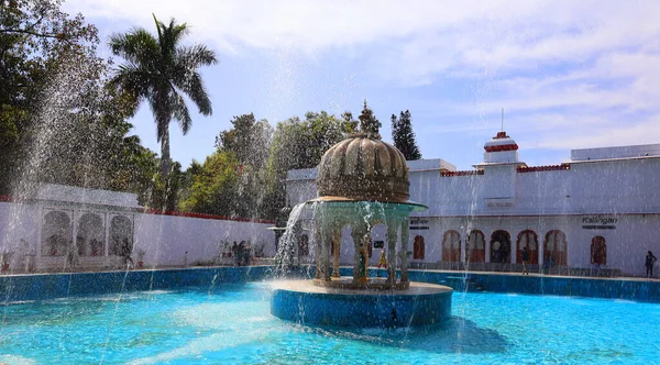 Udaipur Rajasthan India 2023 Saheliyon Bari Cour Jardin Des Jeunes — Photo
