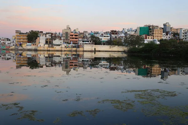 Udaipur Rajasthan India 2023 Constructions Long Rivage Lac Pichola Lac — Photo