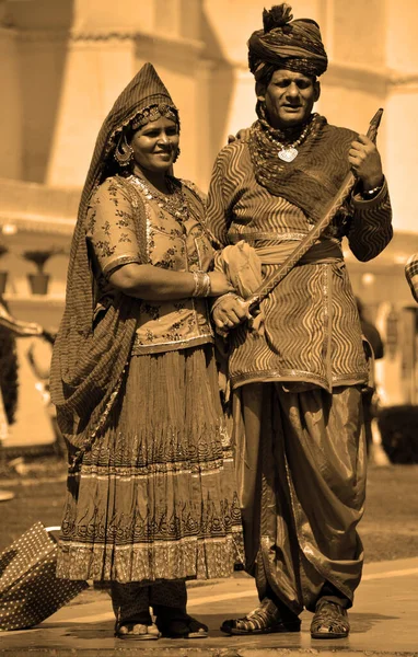 stock image UDAIPUR RAJASTHAN INDIA - 02 20 2023: Indian couple in national rajasthan sari costume 