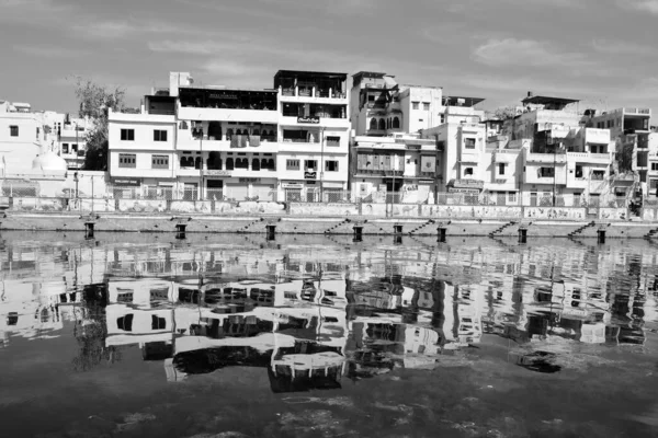 Udaipur Rajasthan Indien 2023 Bauarbeiten Ufer Des Pichola Sees Der — Stockfoto