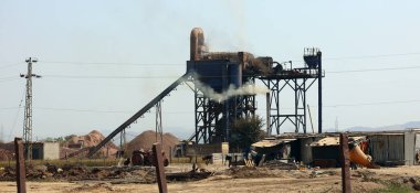 Hindistan 'daki eski endüstriyel fabrika