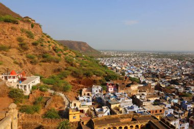 BUNDI RAJASTHAN INDIA - 02 17 2023: Bundi şehir manzarası Güzel manzara, Rajasthan, Hindistan