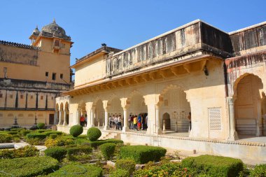 AMBER RAJASTHAN INDIA - 02 27 2023: Amber kalesi Meenas Hanedanı 'ndan Alan Singh Chanda tarafından kuruldu.