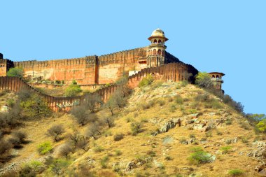 AMBER RAJASTHAN INDIA - 02 27 2023: Amber kalesi Meenas Hanedanı 'ndan Alan Singh Chanda tarafından kuruldu.