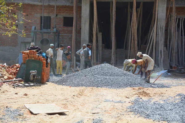 Amber Rajasthan India 2023 Lavori Costruzione Cantiere Che Trasportano Cemento — Foto Stock