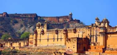 AMBER RAJASTHAN INDIA - 02 27 2023: Amber kalesi Meenas Hanedanı 'ndan Alan Singh Chanda tarafından kuruldu.