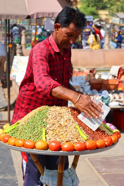 Jaipur Rajasthan India 2023 Man Selling Spices Nuts Vegetables Fruit — Stock Photo, Image