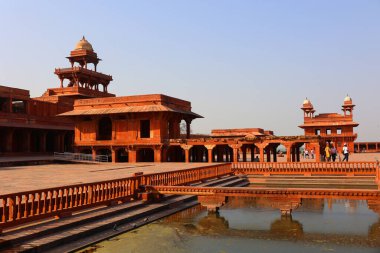 FATEHPUR SIKRI INDIA - 03 01 01 2023: Fatehpur Sikri, Hindistan 'ın Uttar Pradesh ilçesine bağlı bir kasabadır. Fatehpur Sikri 1571 yılında İmparator Akbar tarafından Babür İmparatorluğu 'nun başkenti olarak kuruldu.