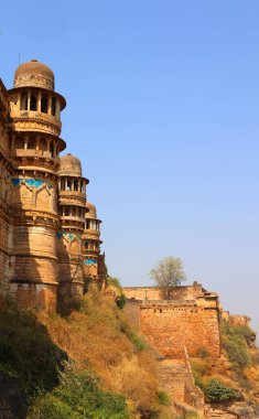 GWALIOR MADHYA PRADESH - 03 01 2023 Gwalior Kalesi yaygın olarak Gwaliiyar Qila olarak bilinir. Kale en azından 10. yüzyıldan beri var.