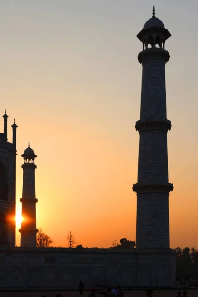 stock image TAJ MAHAL UTTAR PRADESH INDIA - 03 01 2023: View of the Taj Mahal at sunrise is an ivory-white marble mausoleum on the right bank of the river Yamuna in Agra