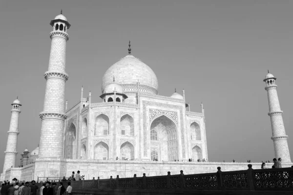 Taj Mahal Uttar Pradesh India 2023 泰姬陵是亚穆纳河右岸的一座象牙白色大理石陵墓 — 图库照片