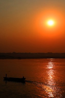 Hindistan 'da deniz kıyısında gün batımı