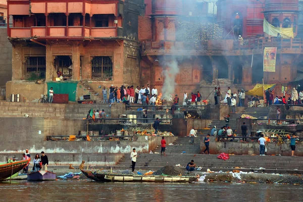 Varanasi Bhojpur Purvanchal India 2023 Widok Uroczystość Kremacji Nieznanej Hinduskiej — Zdjęcie stockowe