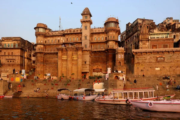 stock image VARANASI BHOJPUR PURVANCHAL INDIA - 03 05 2023: Varanasi, Banaras or Benares and Kashithat has a central place in the traditions of pilgrimage, death, and mourning in the Hindu world